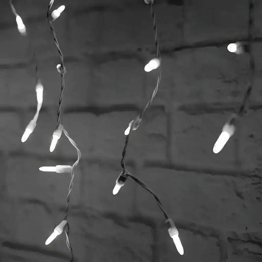 70 M5 Cool White LED Icicle Lights - Christmas Lights
